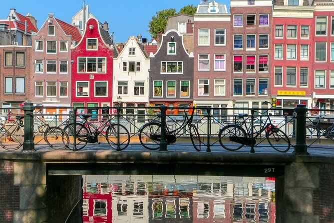 Amsterdam City Center, Red Light District and Coffee Shops Tour - Why this walk works as an Amsterdam introduction