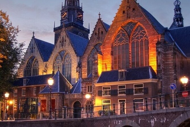 Amsterdam City Center, Red Light District and Coffee Shops Tour - Chinatown and the Fo Guang Shan Temple