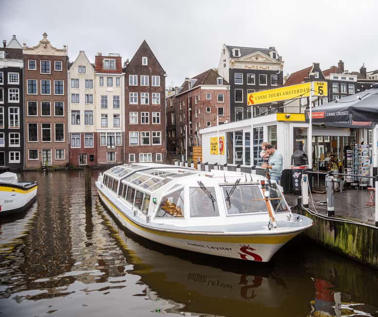Amsterdam: City Centre Canal Cruise & Free Flower Cocktail - Passing the Anne Frank House and Westerkerk