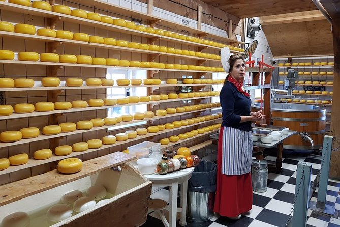 Amsterdam City & Countryside Tour: The Best of both Worlds - Beginning at the Anne Frank House