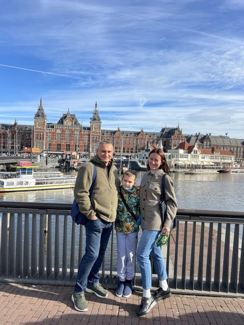 Amsterdam: City Highlights Walking Tour - The Red Light District and Dutch ideas about freedom