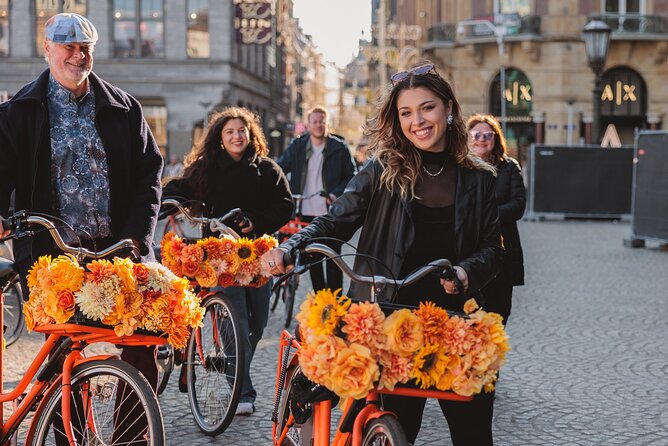 Amsterdam City Top Highlights Guided Bike Tour - Cafe streets, old quarters, and a Red Light District glimpse