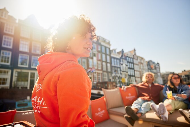 Amsterdam Classic Saloon Boat Canal Cruise with Live Guide - The tilted houses and Amsterdam’s marshy ground