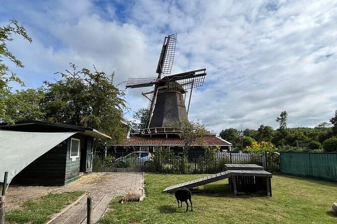 Amsterdam Countryside Bike and Kayak Tour - Krijtmolen d’Admiraal and the first countryside views