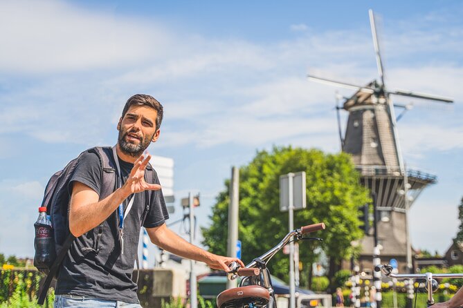 Amsterdam Countryside Bike Tour - From Central Station to the IJ ferry