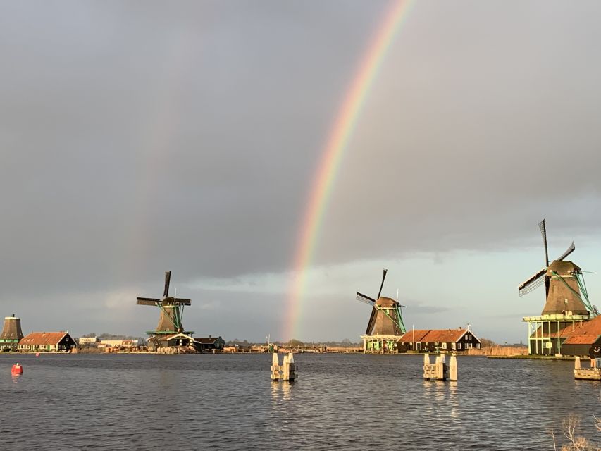 Amsterdam: Countryside Bike Tour and Zaanse Schans Windmills - Returning by bicycle and train