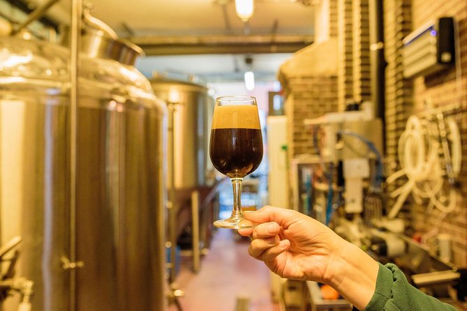 Amsterdam Craft Beer Brewery Tour by Bus with Tastings - What the bus adds to the experience