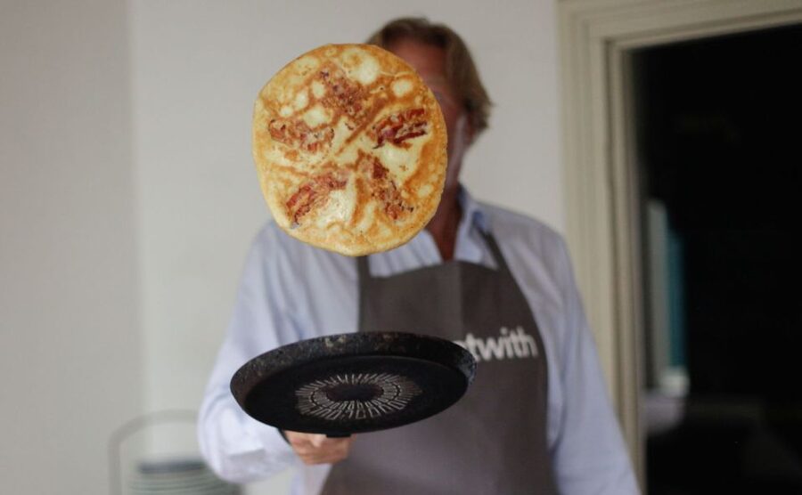 Amsterdam: Craft Dutch Pancakes in Charming Canal House - Should you book the pancake class?