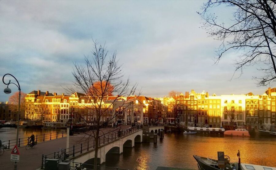 Amsterdam: Craft Dutch Pancakes in Charming Canal House - Who will enjoy this Amsterdam food experience?