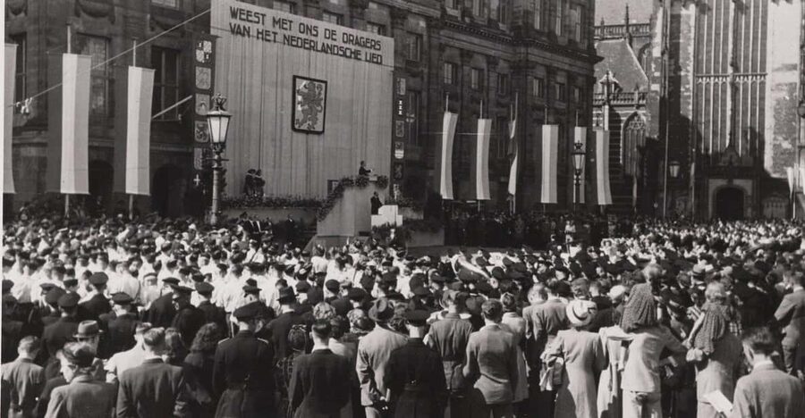 Amsterdam: Cycling along the World War Two spots - Victorieplein and the June 20, 1943 raid