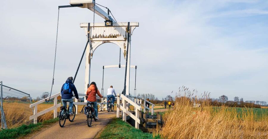 Amsterdam: Dutch Countryside E-Bike with Cheese & Clogs - Riding through Noord and the Waterland polder