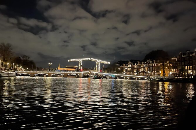 Amsterdam Evening Cosy & Small Cruise & Drinks and Bites - Sunset - Boarding, seating, and physical access