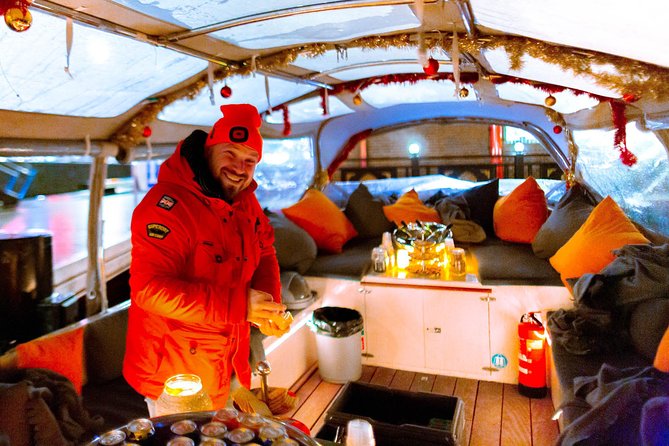 Amsterdam Evening Cosy & Small Cruise & Drinks and Bites - Sunset - What the 90-minute route feels like