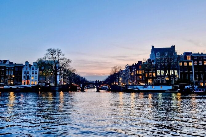 Amsterdam Evening Cruise in Small Group - Blauwburgwal and Brouwersgracht