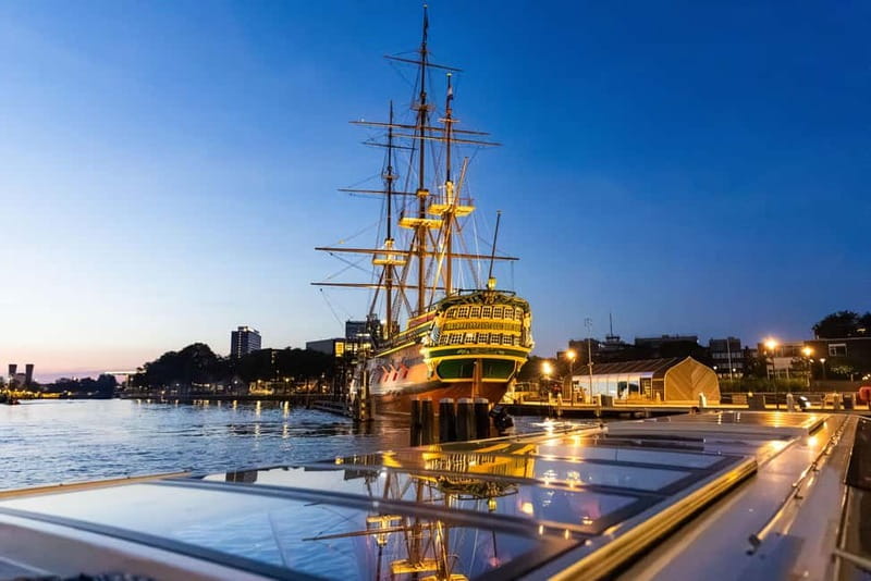 Amsterdam: Evening Cruise with Optional Wine and Snacks - Key points to know before you board