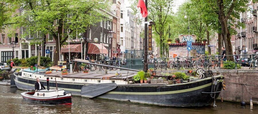 Amsterdam Explorer Pass: Save up to 50% on 3-7 Attractions - Big views and playful attractions