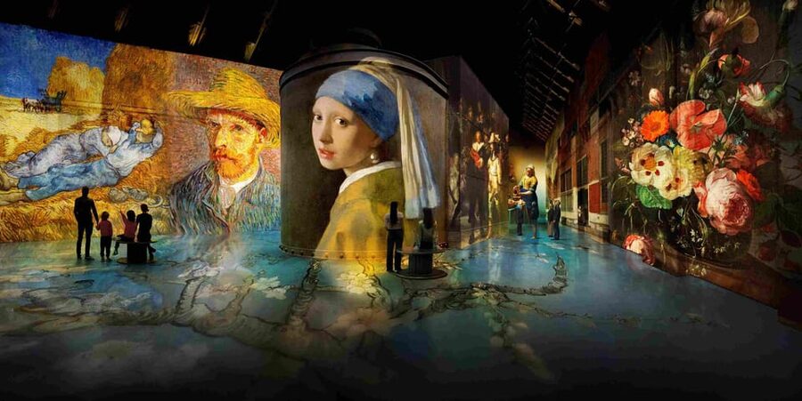Amsterdam: Fabrique des Lumières Dutch Masters Ticket - Vermeer, van Gogh, and Rembrandt in motion