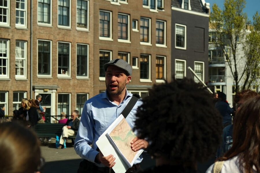 Amsterdam: Financial History Tour - Amsterdam City Archives and the center of 18th-century banking