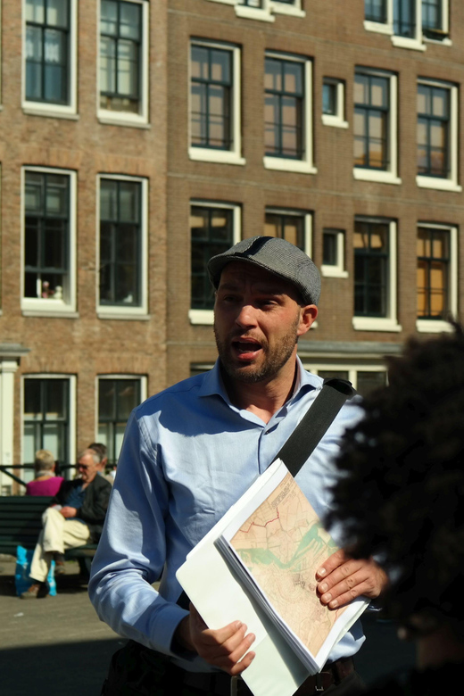Amsterdam: Financial History Tour - Walking the canal belt with a financial filter