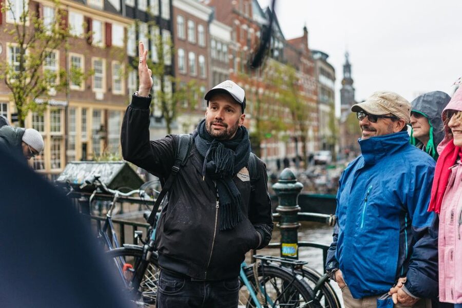 Amsterdam: Food and Culture Walking Tour with Tastings - What the $93 price really covers