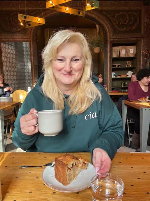 Amsterdam: Food Walking Tour - Henri Willig cheese tasting