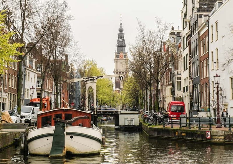 Amsterdam: German Canal Cruise with Unlimited Drinks Option - Hortus, the Portuguese Synagogue, and the Jewish Quarter