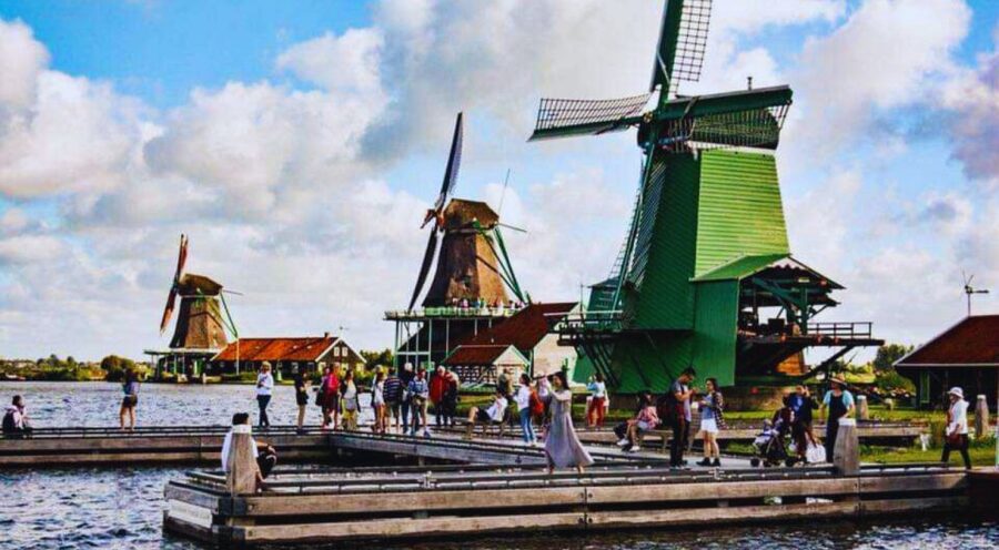 Amsterdam: Giethoorn and Zaanse Schans Windmills Day Tour - Practical details before you reserve