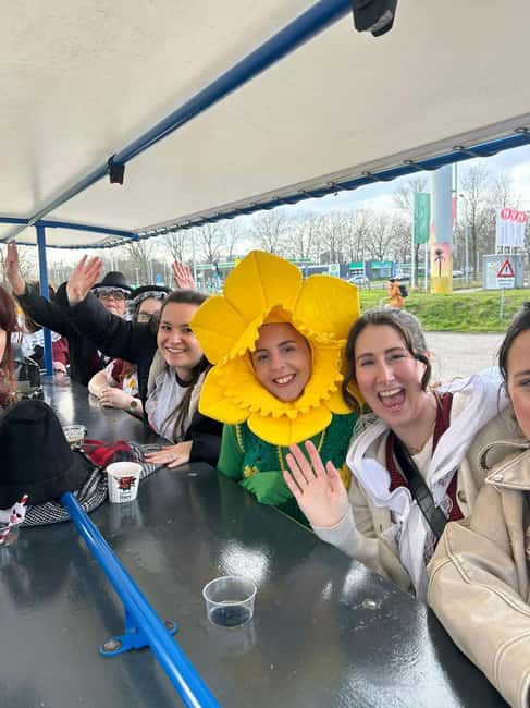 Amsterdam: Guided Beer or Prosecco Bike Tour - The 1.5-hour route through Amsterdam