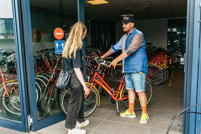 Amsterdam: Guided Bike Tour City Centre in EN/DE/FR/ES - The guides make the difference