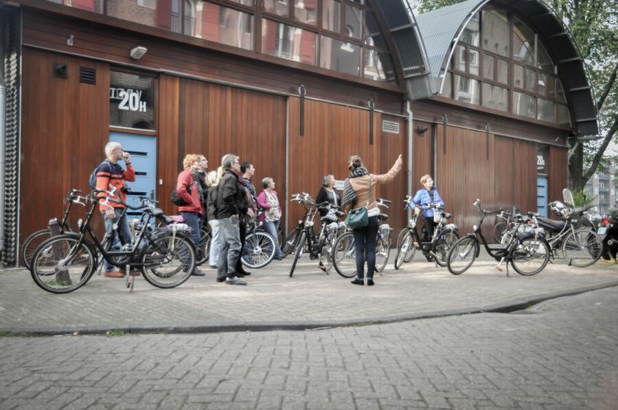 Amsterdam: Guided City Bike Tour in French - Museumkwartier, Rijksmuseum, and Van Gogh Museum
