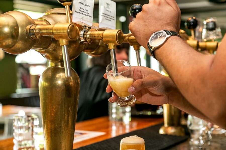 Amsterdam: Guided Craft Beer Brewery Bus Tour with Tastings - What this Amsterdam beer tour is really like
