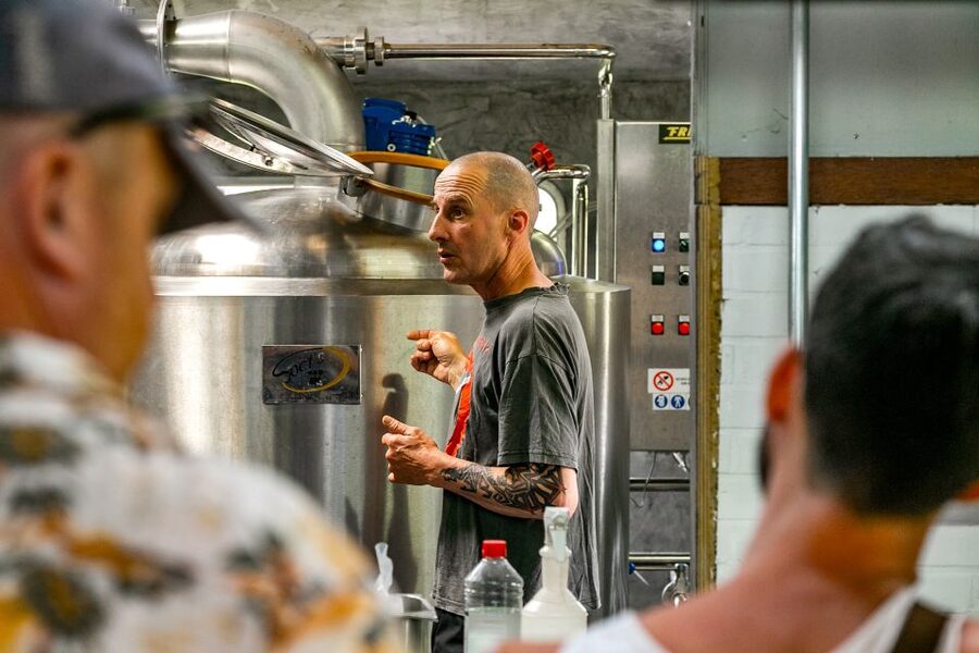 Amsterdam: Guided Craft Beer Brewery Bus Tour with Tastings - Breugem Beer and the shortest tasting stop