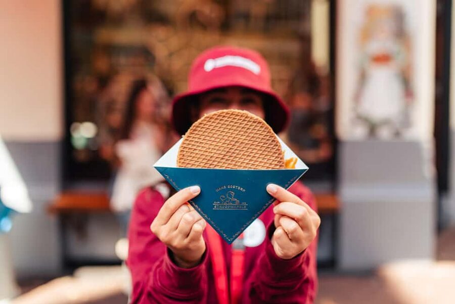 Amsterdam: Guided Cultural Food Tour in German or English - Key points before you book
