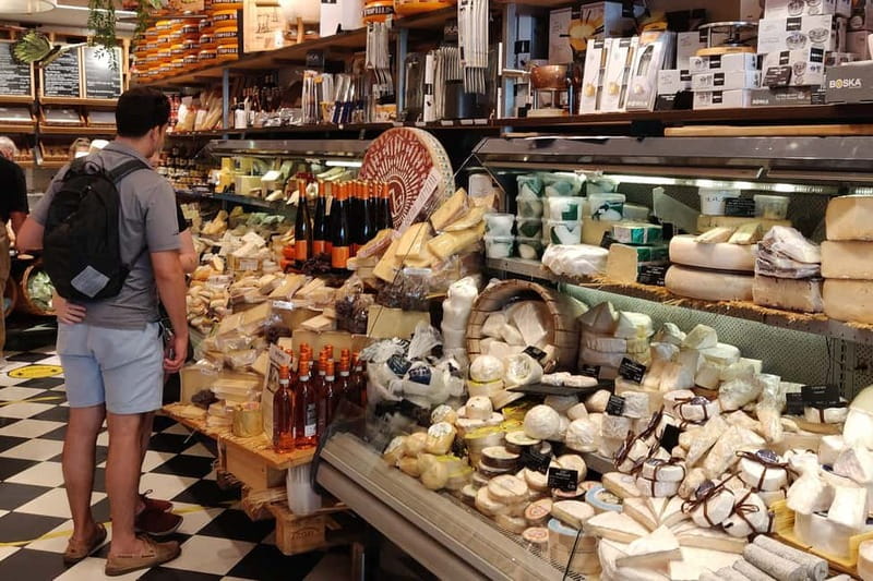 Amsterdam: Guided Food Tour with Tastings - Appeltaart and a warm stroopwafel to finish