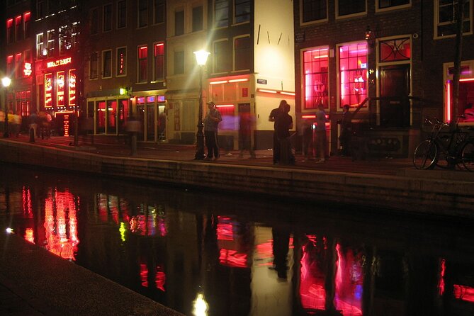 Amsterdam: Guided Red Light District and City Walking Tour - Int Aepjen, One of Amsterdam’s Few Wooden Buildings