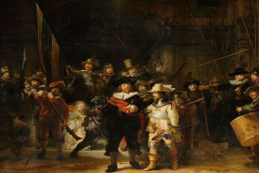 Amsterdam: Guided Rijksmuseum Tour in Spanish - Beyond paintings: ceramics, maritime objects, and more
