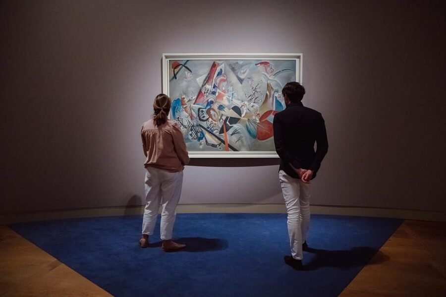 Amsterdam: H'ART Museum Entry Ticket - Access, language, and practical planning