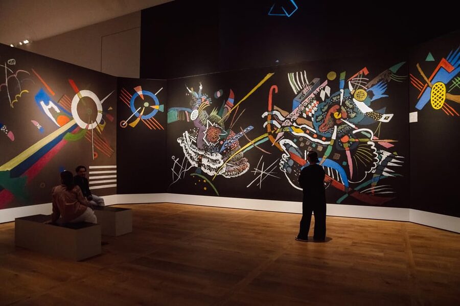 Amsterdam: H'ART Museum Entry Ticket - The story behind the Amstelhof