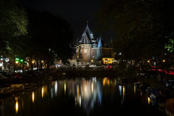 Amsterdam: Haunted History and Ghost Walking Tour - Starting behind the monument at Dam Square