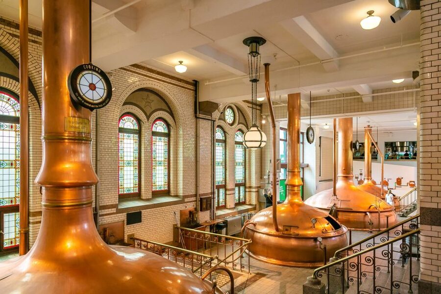 Amsterdam: Heineken Experience Ticket - Pouring your own perfect draft