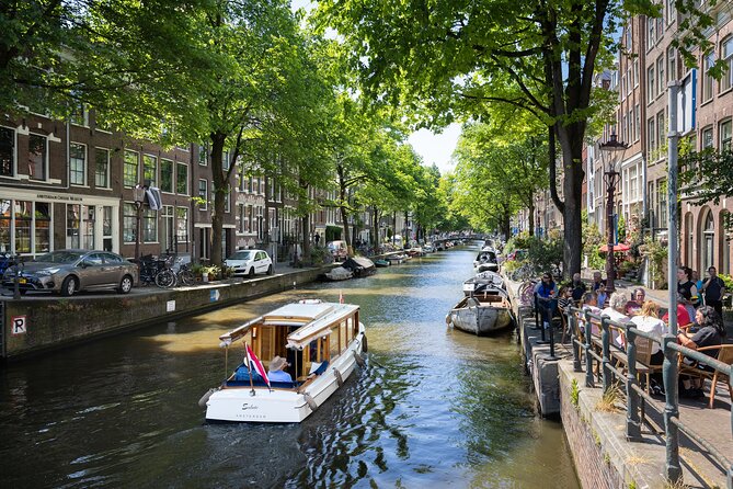 Amsterdam High-End Dutch Food & History Tour - Up to 8 guests - Sunday and Monday bring shrimp croquettes and spekkoek