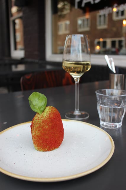 Amsterdam: High Wine at wine bar Paskamer, 3-rounds - Dietary needs and planning your visit