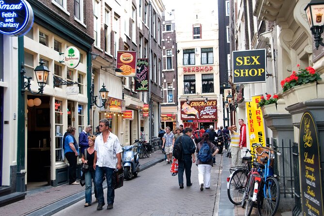 Amsterdam Highlights and History Walking Tour (MUST DO) - Starting at Damrak and entering Dam Square