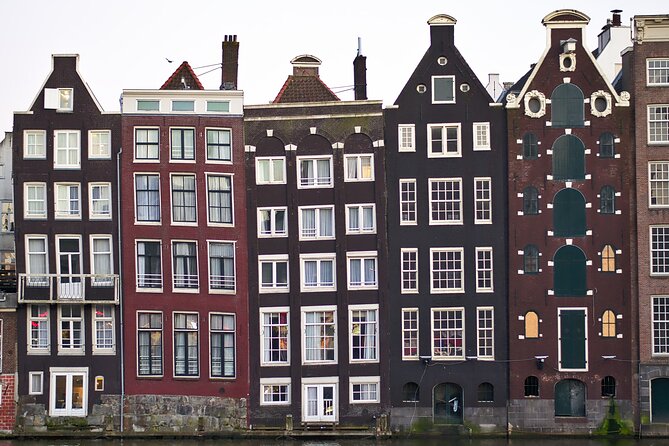 Amsterdam Highlights Walking Tour - Starting beneath the National Monument at Dam Square