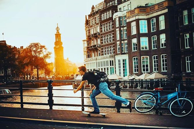 Amsterdam Highlights Walking Tour: Small Group Experience - Starting near Beursplein and getting the logistics right