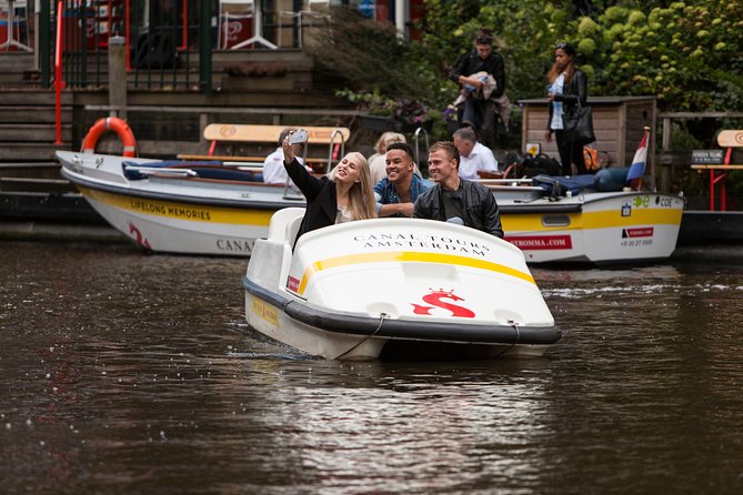 Amsterdam Independent Sightseeing by Pedal Boat - How hard is the pedaling?