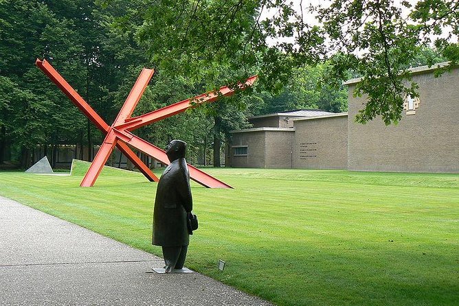 Amsterdam: Kröller Müller Museum and Hoge Veluwe NP Private Tour - Why this day trip is different from a standard museum visit