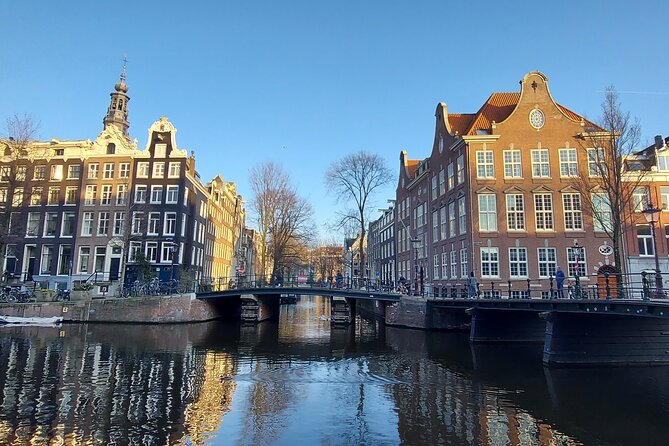 Amsterdam Layover: Walking Tour & Canal Cruise + Airport Transfer - Who will get the most from this experience?