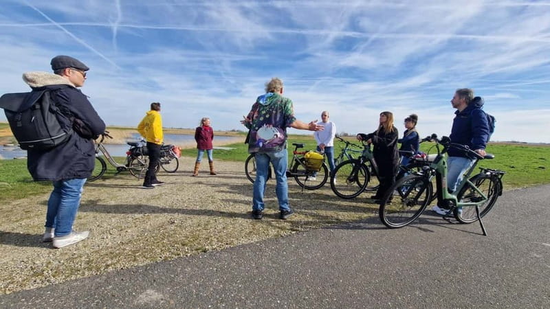 Amsterdam: Leisurely Windmill & Countryside Bike Ride - Why Waterland feels so different