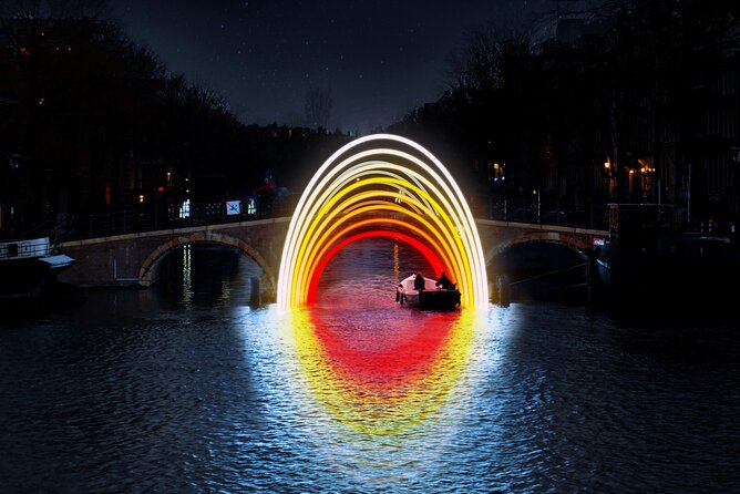 Amsterdam Light Festival: Canal Cruise + Bite & Unlimited Drinks - Planning the evening around the 75-minute ride